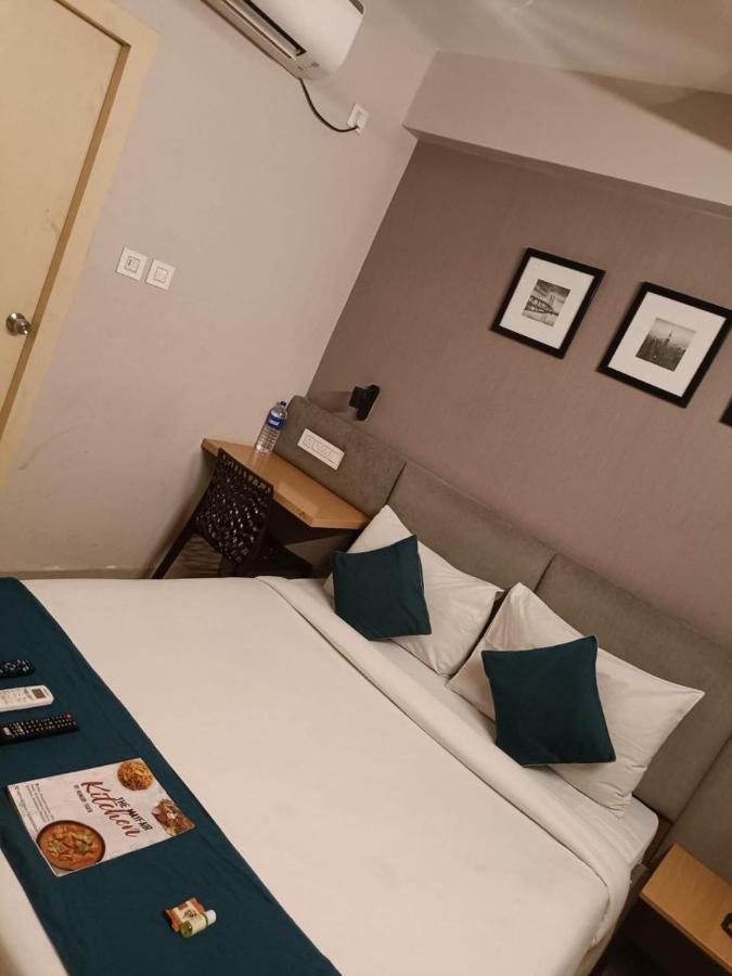 Hotel Mayfair Tower Kolkata Bagian luar foto